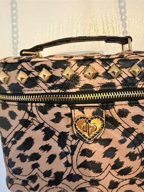 Betsey Johnson Tan and Black Leopard-Print Purse